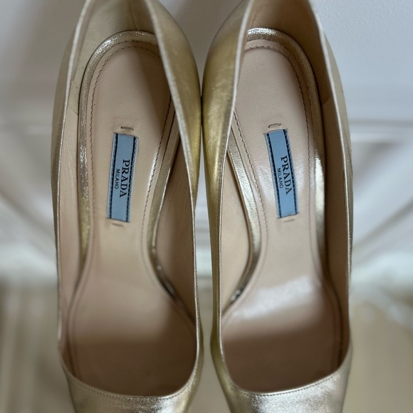 Champagne Gold Prada Leather Pumps - Picture 4 of 7